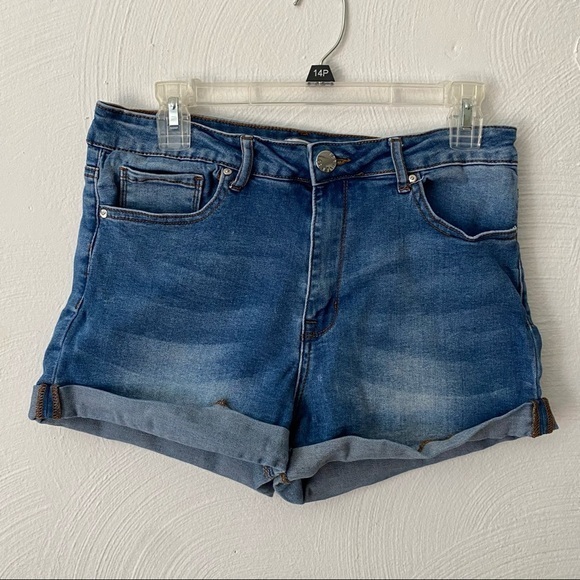 Forever 21 Jean Shorts Women’s Size 29 Button Fly Zip‎ - Picture 1 of 5
